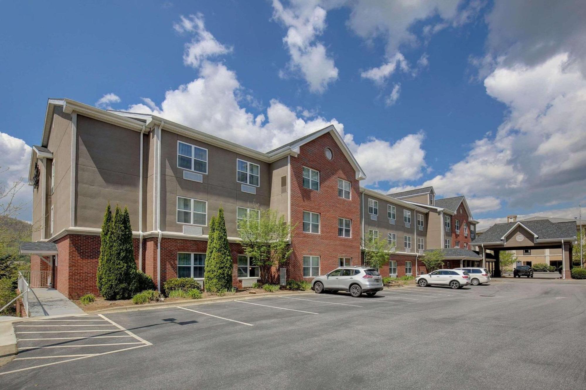 Country Inn & Suites By Radisson, Boone, Nc エクステリア 写真